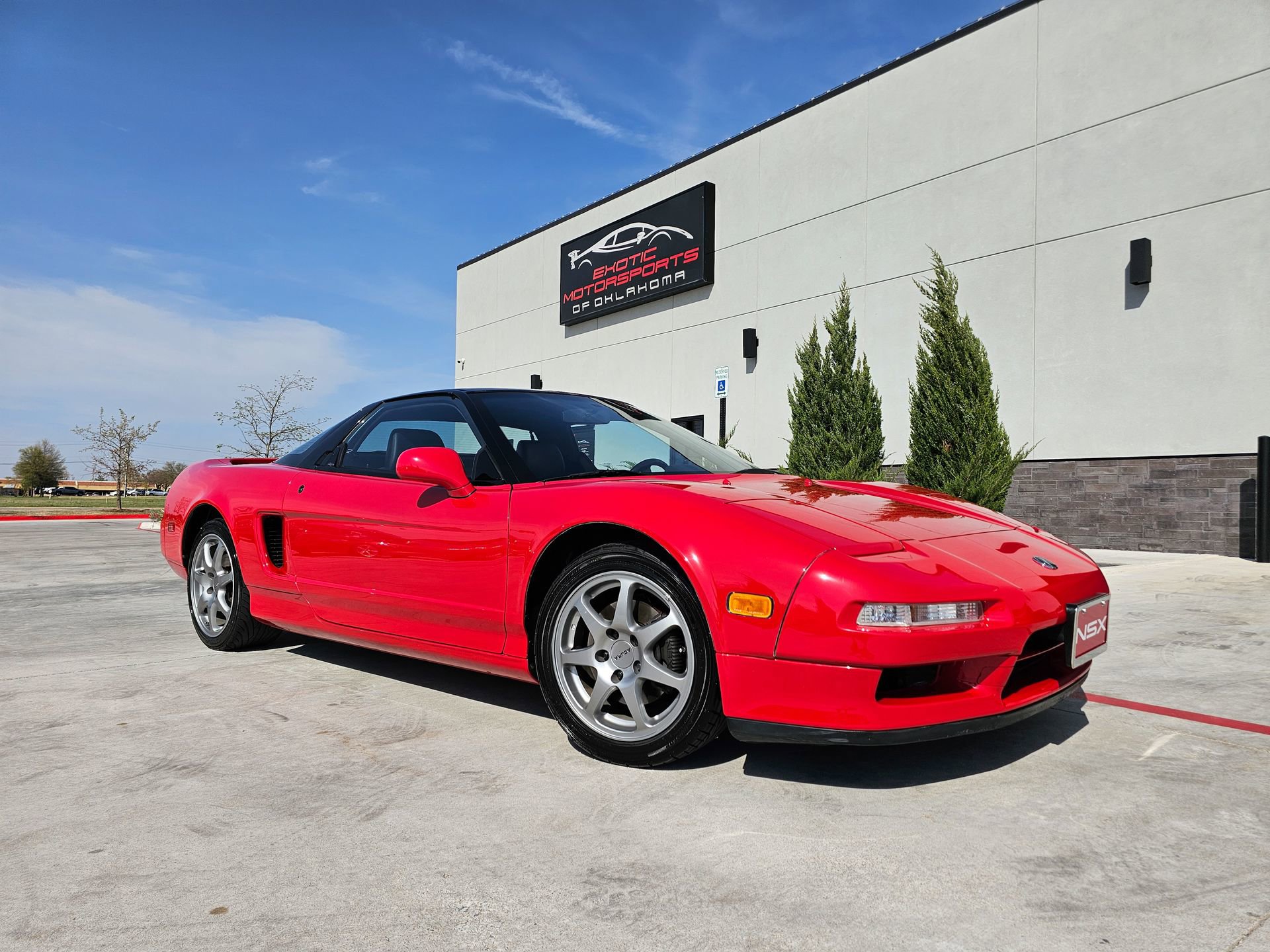 Used 1994 Acura NSX RWD image 3