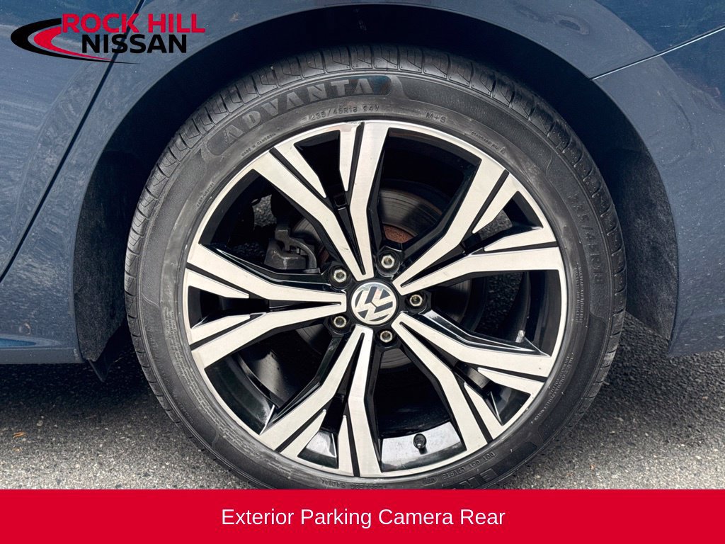 Used 2021 Volkswagen Passat 2.0T SE FWD image 11