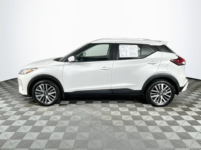 Used 2022 Nissan Kicks SV FWD image 5