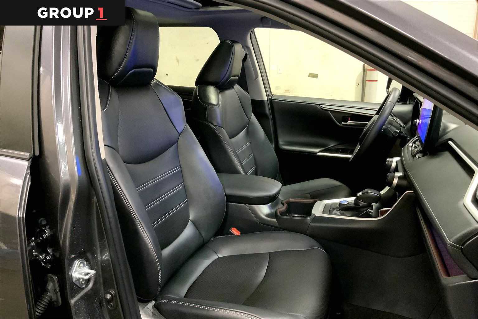 Used 2024 Toyota RAV4 Limited w/ Advanced Technology Package image 8