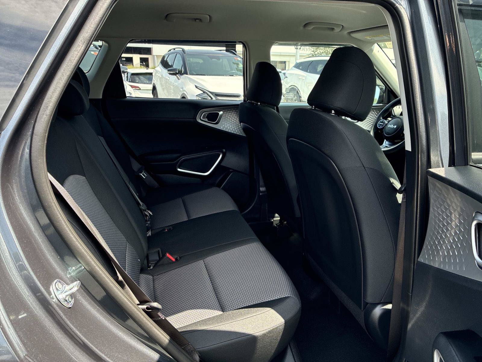 Used 2025 Kia Soul S FWD image 10