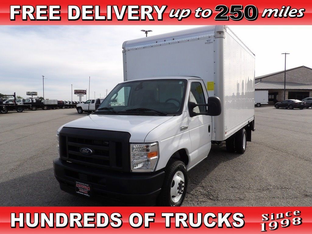 Used 2024 Ford E-350 and Econoline 350 Super Duty w/ Driver's Safety Package RWD image 1