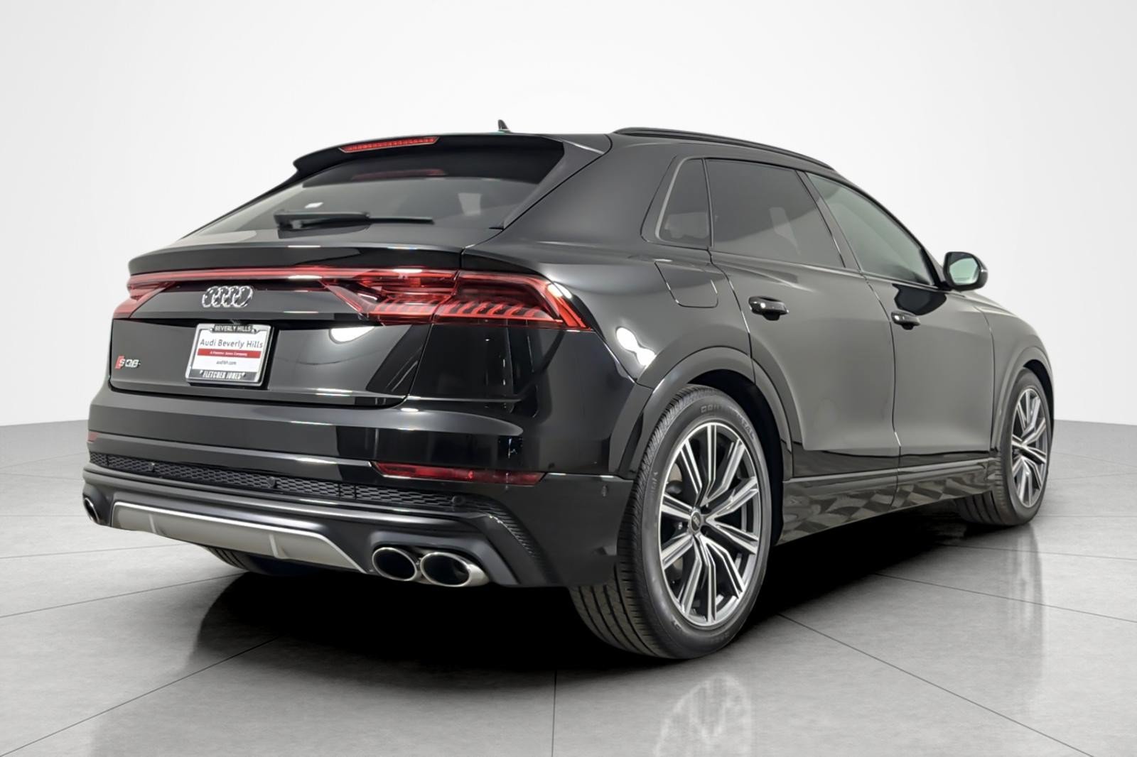 Used 2023 Audi SQ8 Prestige AWD/4WD image 5