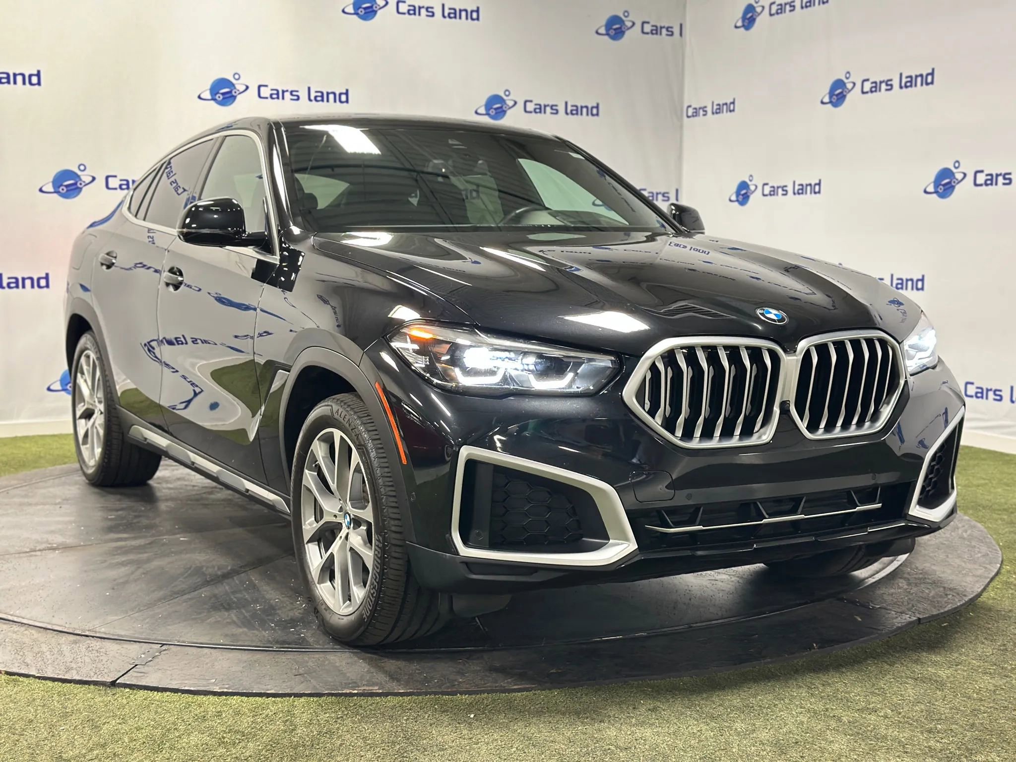 Used 2023 BMW X6 xDrive40i w/ Premium Package image 1