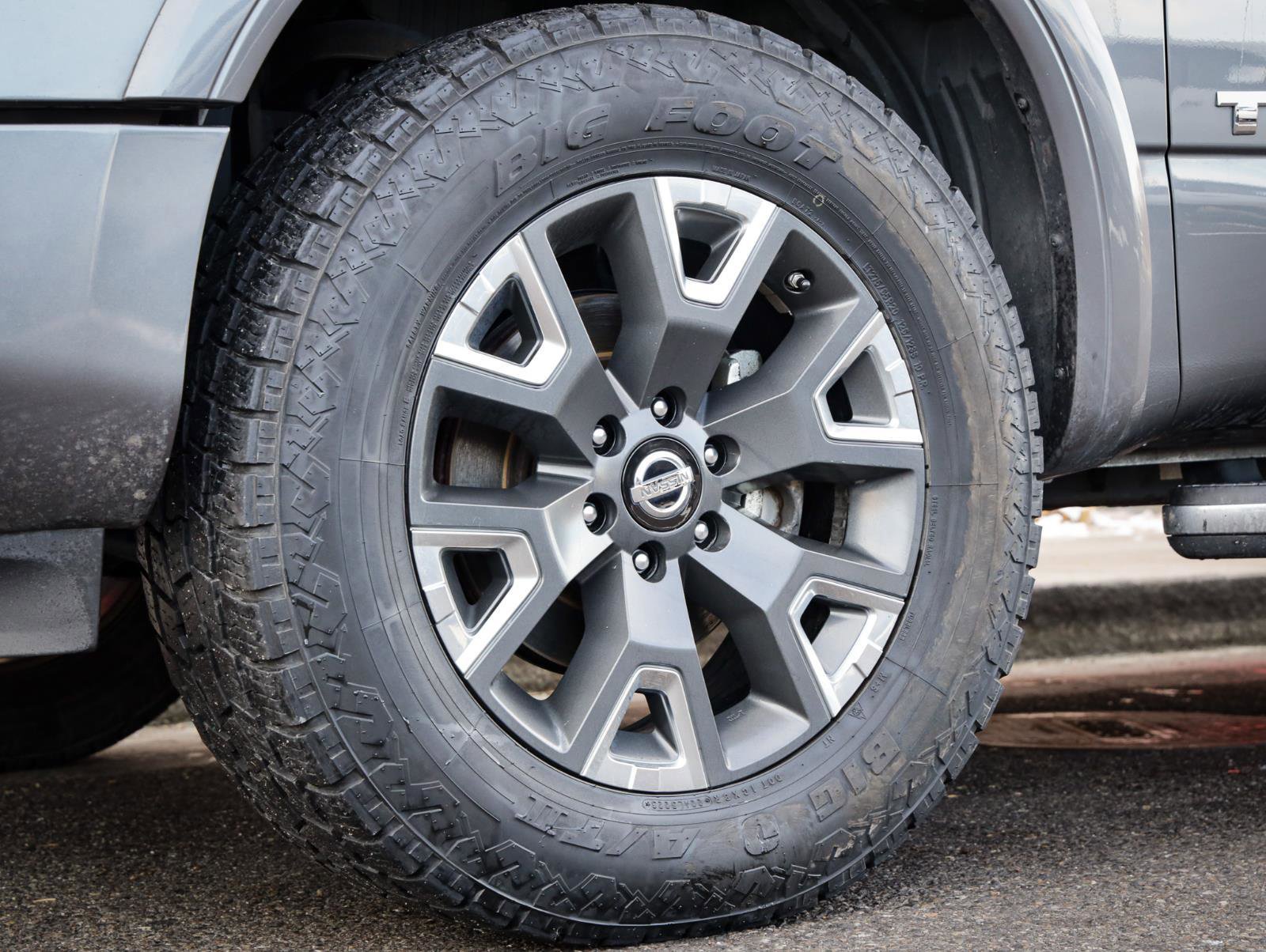 Used 2022 Nissan Titan Platinum Reserve image 11