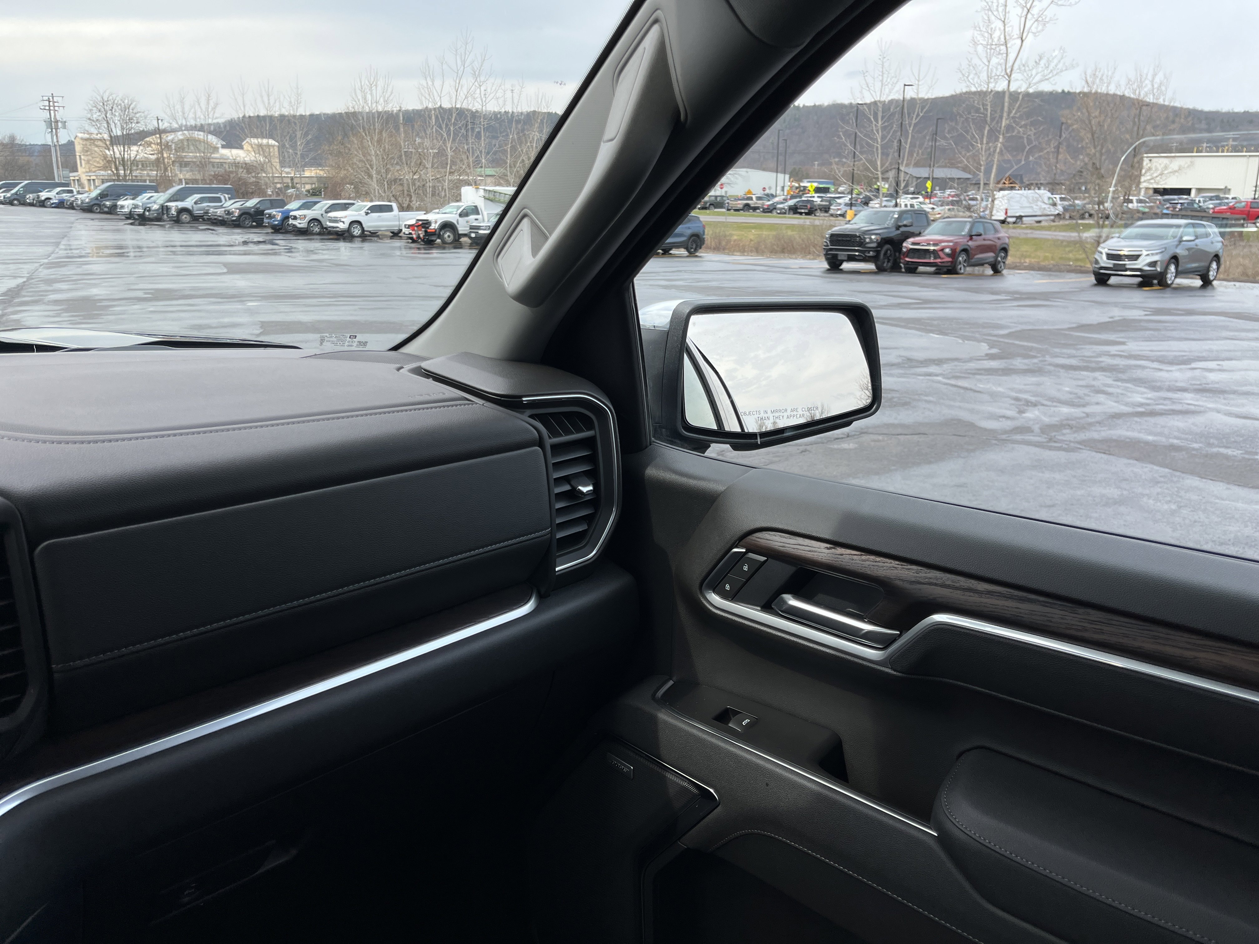 New 2026 GMC Sierra 1500 SLT w/ SLT Premium Package image 28