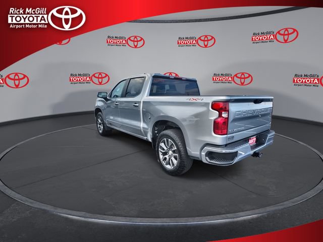 Used 2023 Chevrolet Silverado 1500 LT AWD/4WD image 6