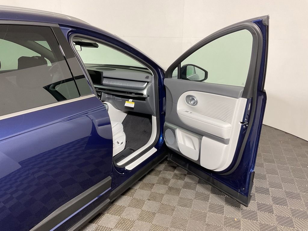 New 2026 Hyundai Ioniq 9 SE AWD/4WD image 36