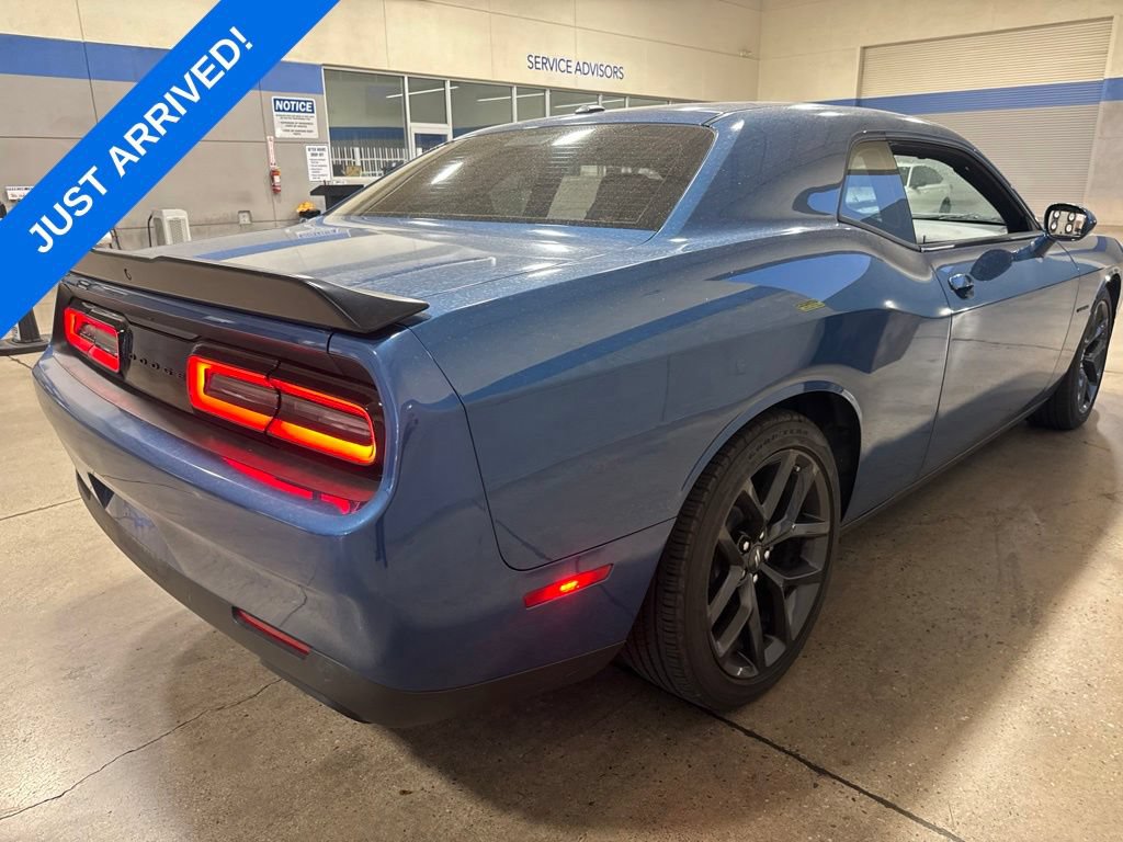 Used 2022 Dodge Challenger R/T w/ Blacktop Package RWD image 3