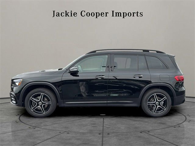 New 2026 Mercedes-Benz GLB 250 image 2