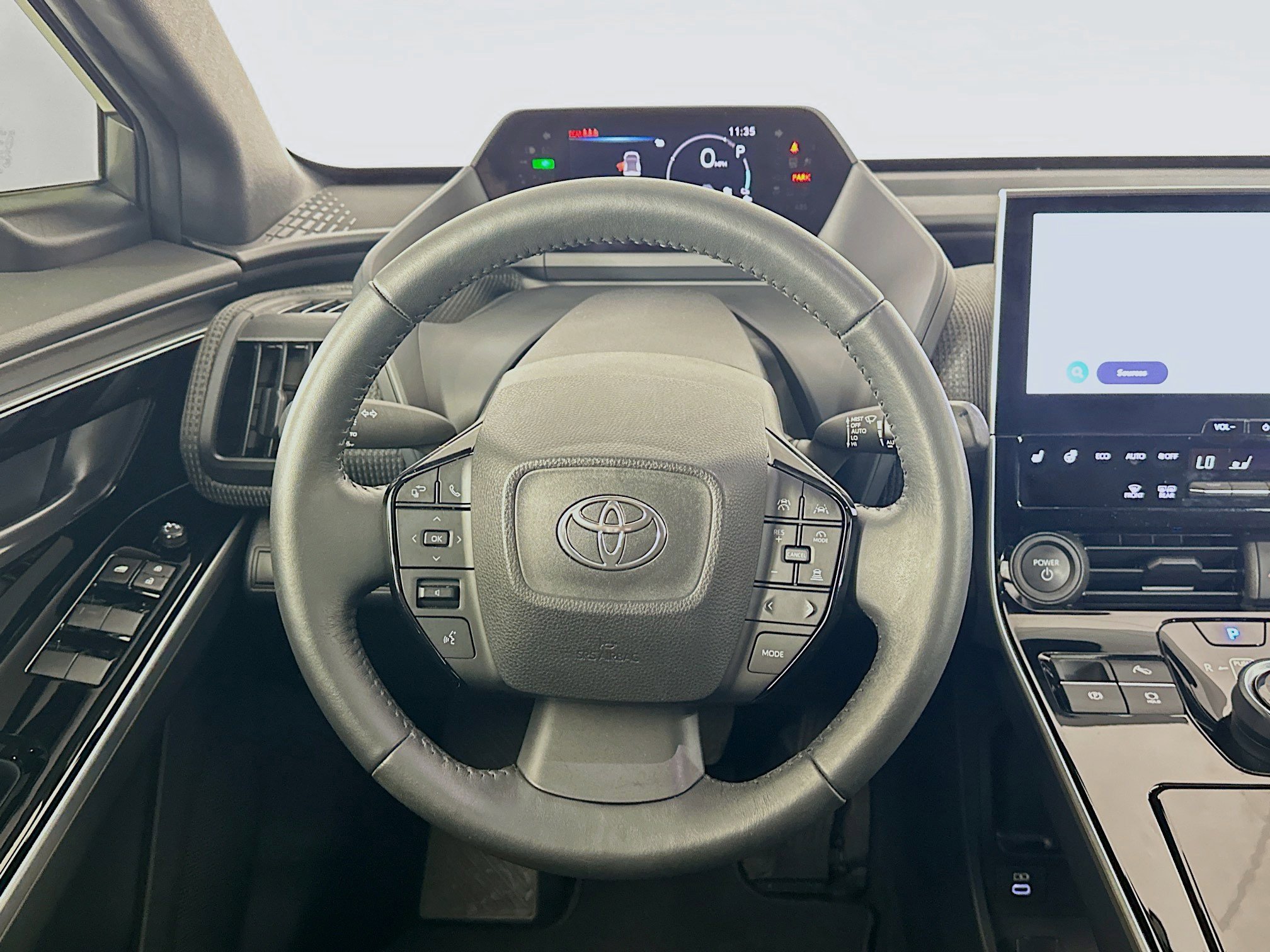 Used 2023 Toyota bZ4X XLE w/ Weather Package FWD image 18