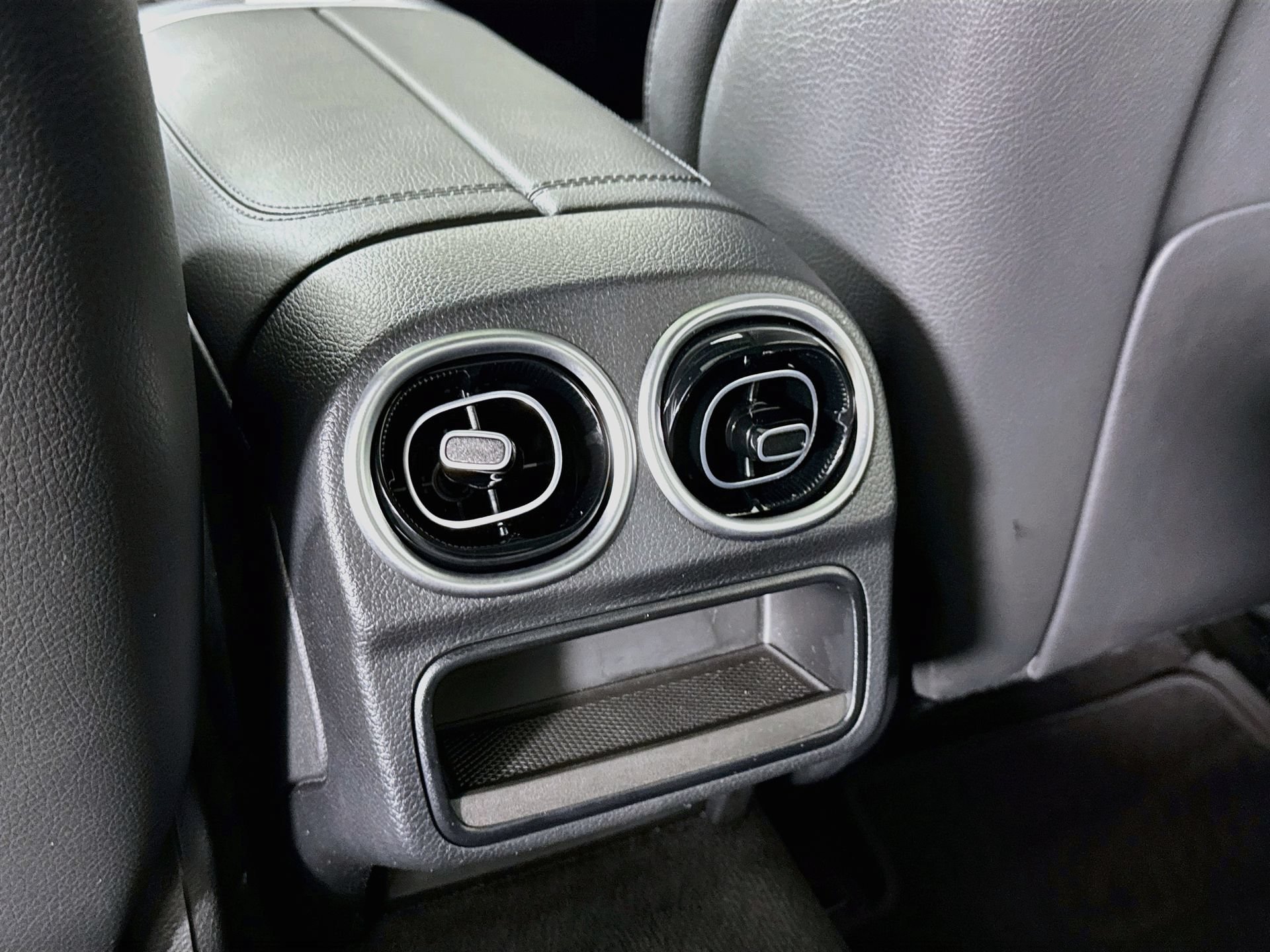 Certified 2024 Mercedes-Benz C 300 4MATIC Sedan image 28