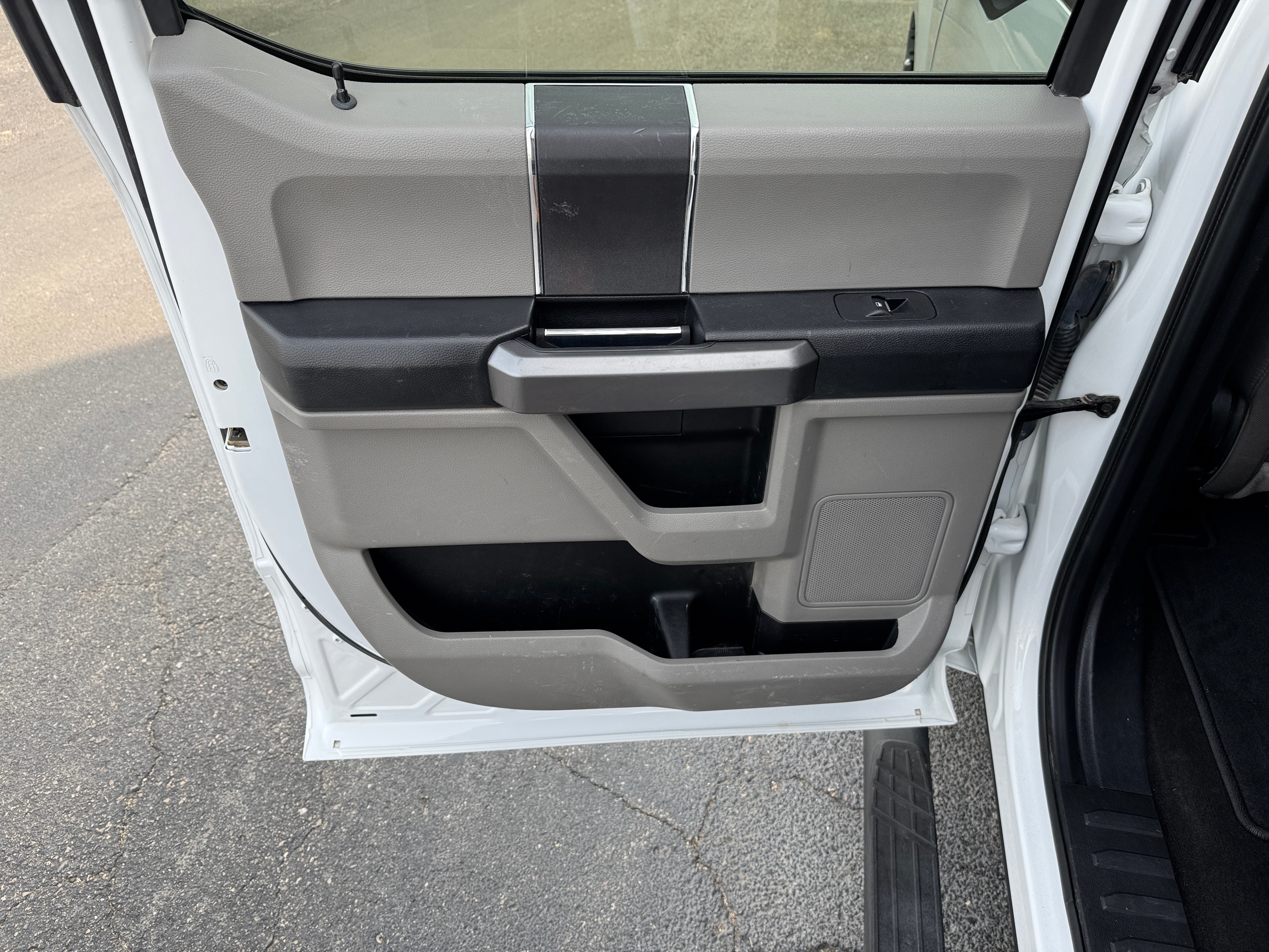 Used 2019 Ford F150 XLT w/ Trailer Tow Package AWD/4WD image 27