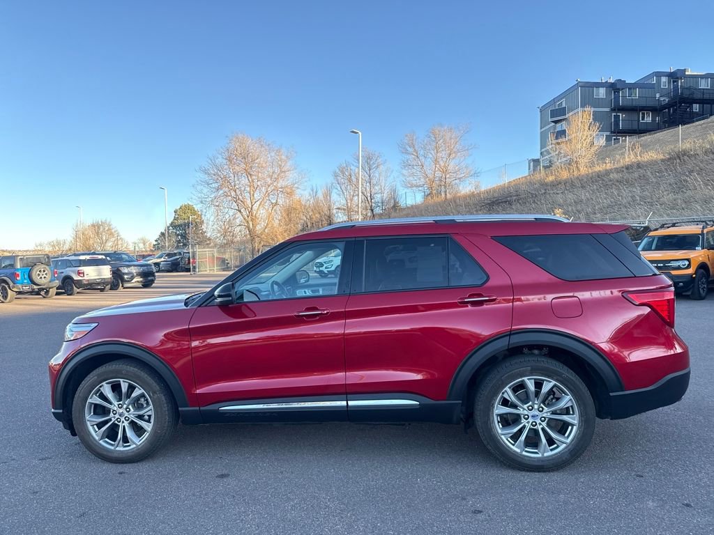Certified 2023 Ford Explorer Limited w/ Limited Technology Package image 4