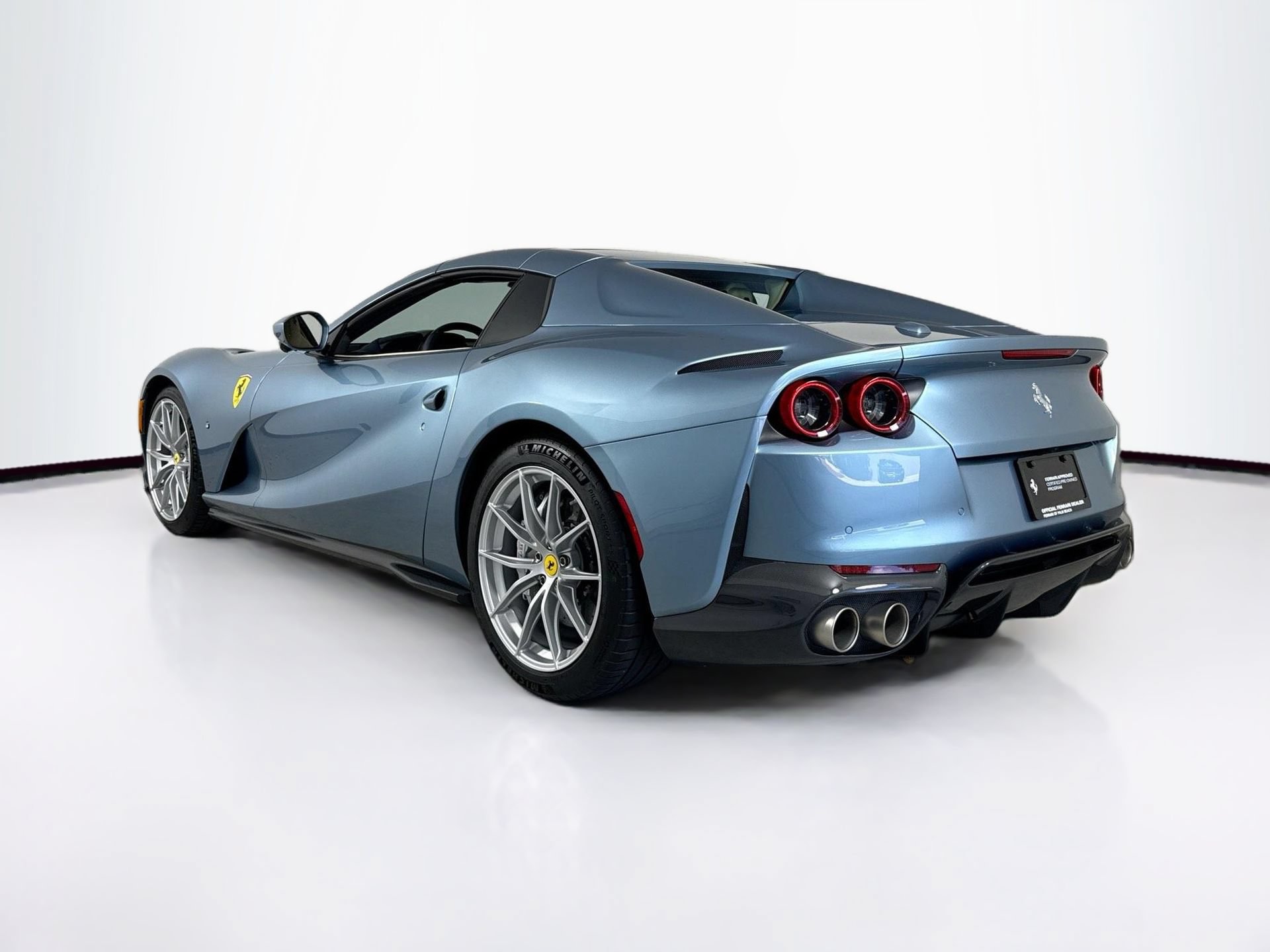 Certified 2022 Ferrari 812 GTS RWD image 5