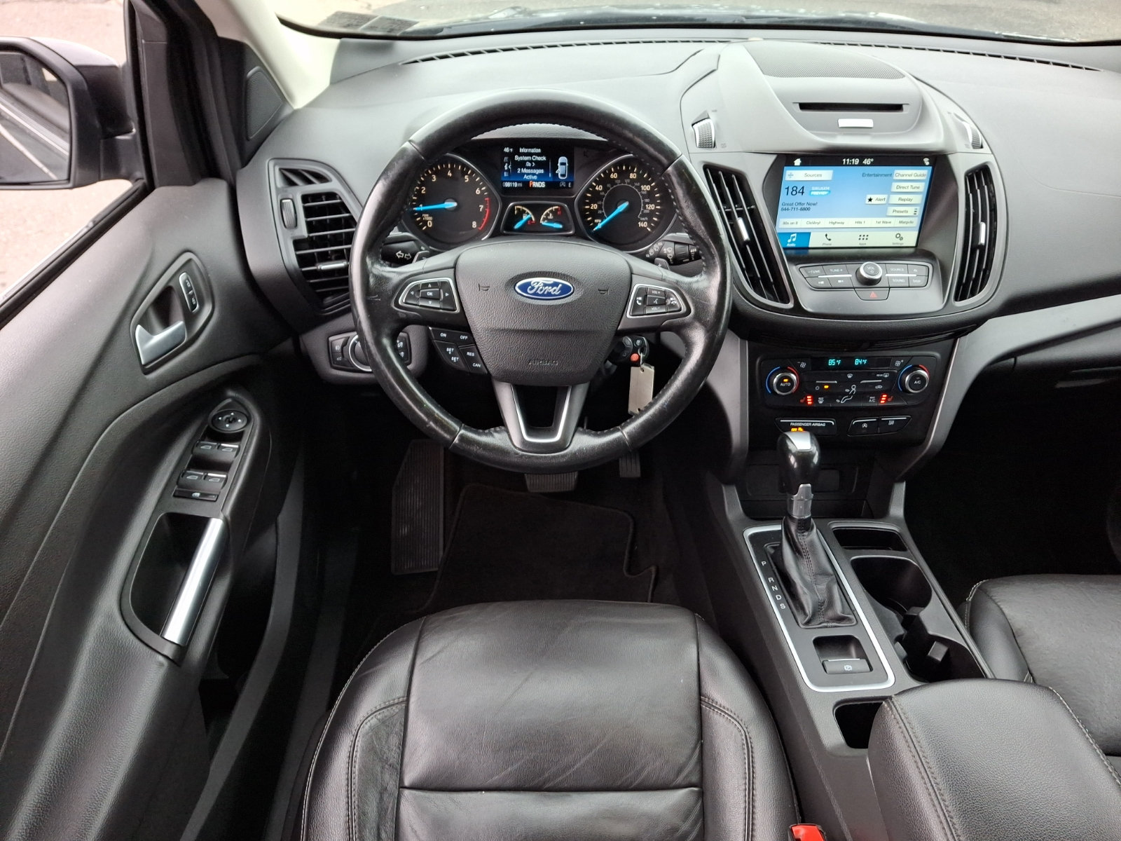 Used 2017 Ford Escape SE w/ SE Leather Comfort Package AWD/4WD image 11