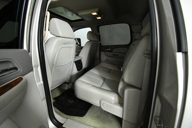 Used 2009 Chevrolet Silverado 3500 LTZ w/ LTZ Plus Package AWD/4WD image 25
