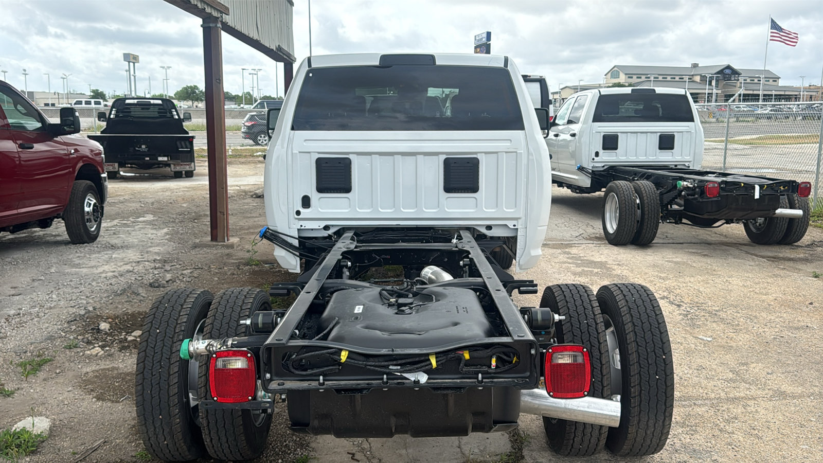 New 2026 RAM 5500 Tradesman w/ Chrome Appearance Group AWD/4WD image 6