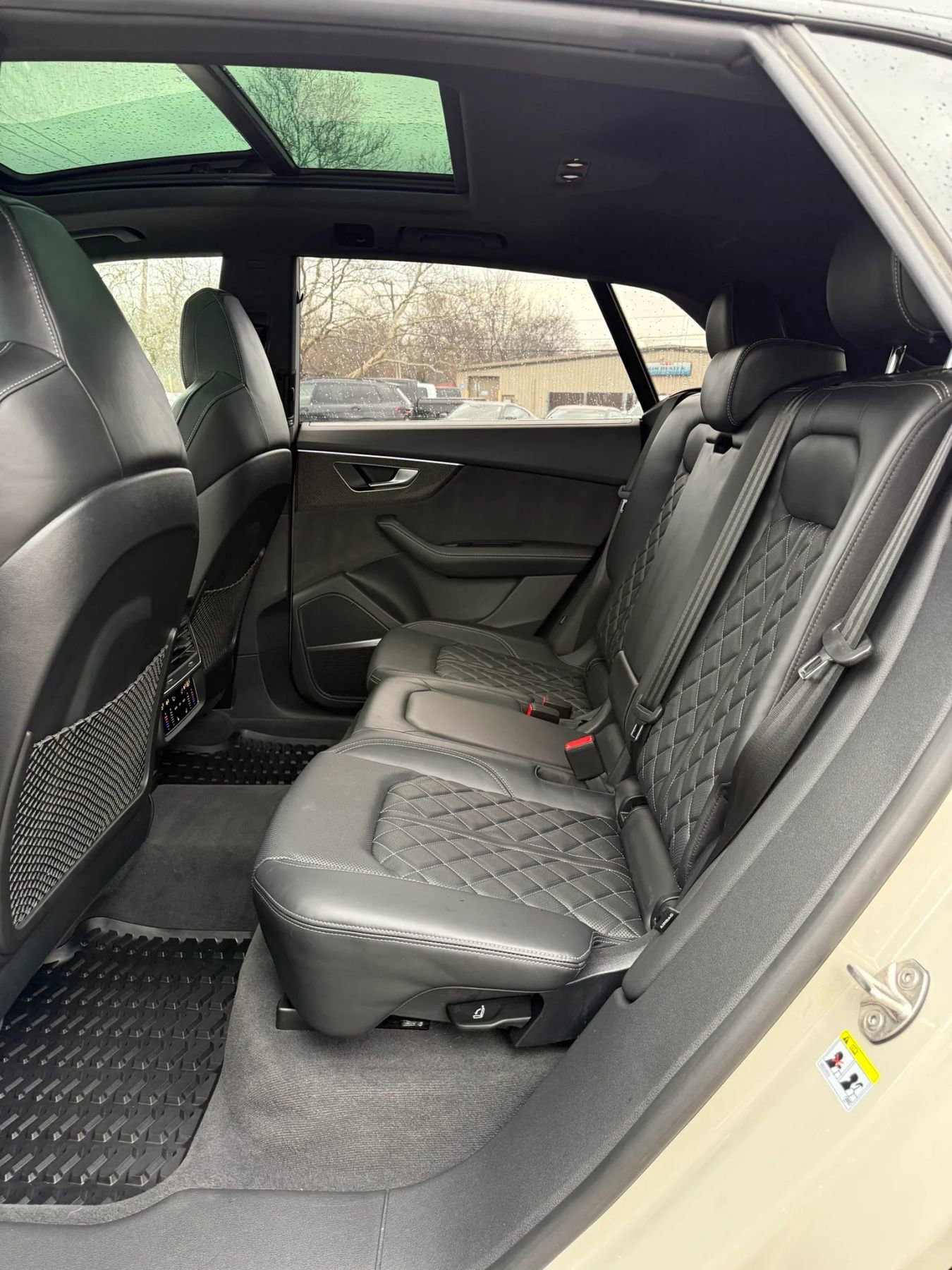 Used 2023 Audi SQ8 Premium Plus w/ Executive Package AWD/4WD image 21