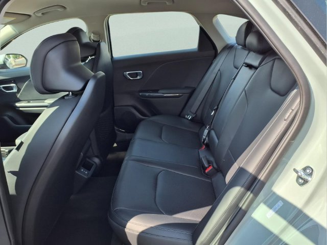 New 2026 Kia K4 EX FWD image 9