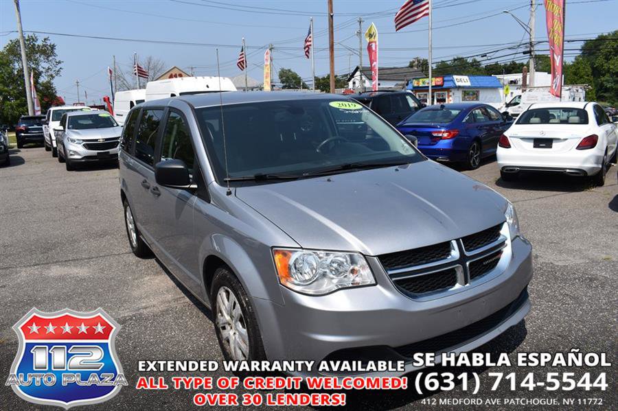 Used 2019 Dodge Grand Caravan SE w/ UConnect Hands-Free Group