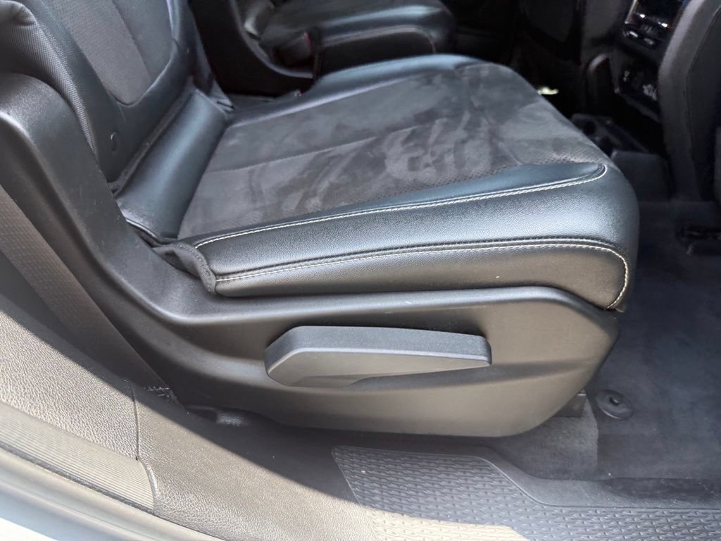 Certified 2024 Jeep Grand Cherokee L Altitude AWD/4WD image 50
