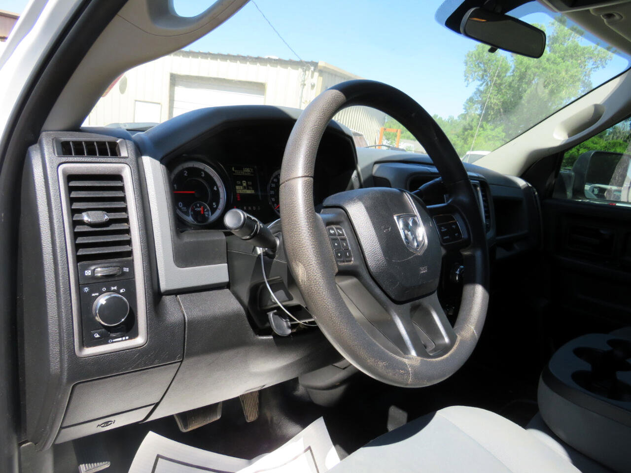 Used 2018 RAM 2500 Tradesman w/ Chrome Appearance Group image 9