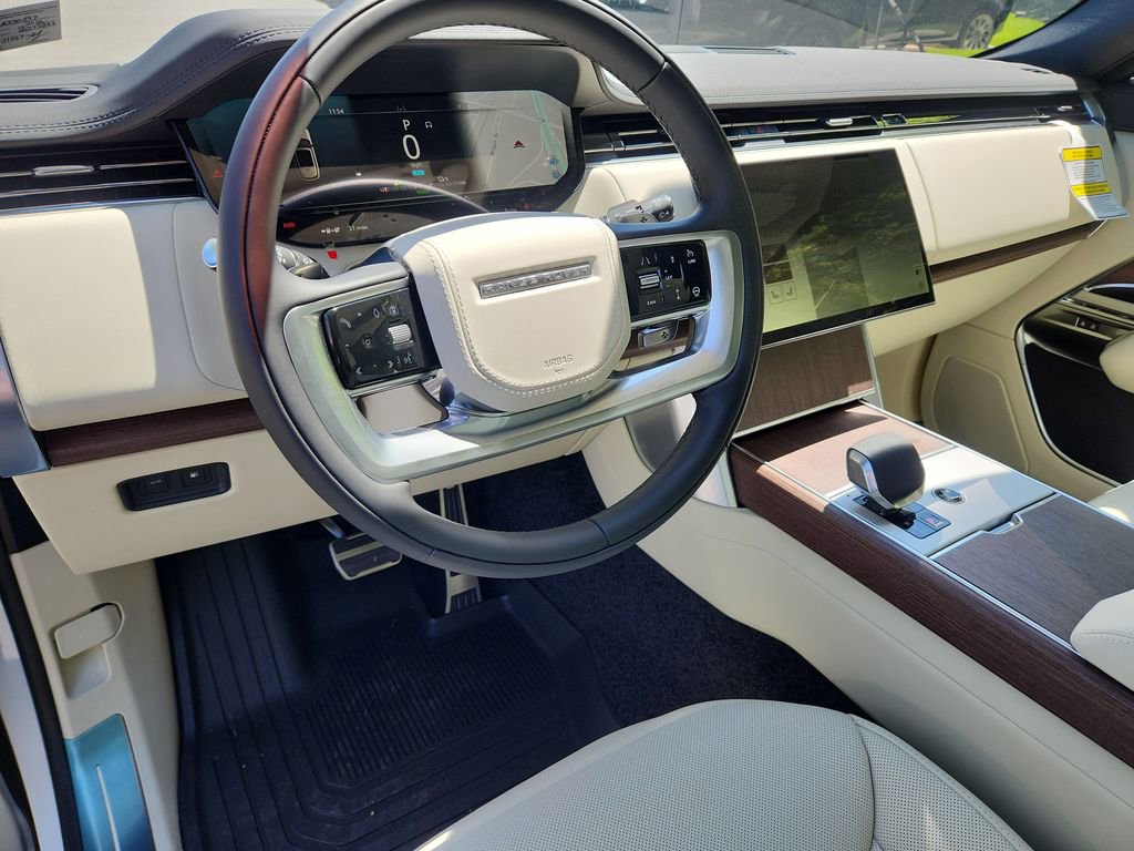 New 2026 Land Rover Range Rover SE AWD/4WD image 15