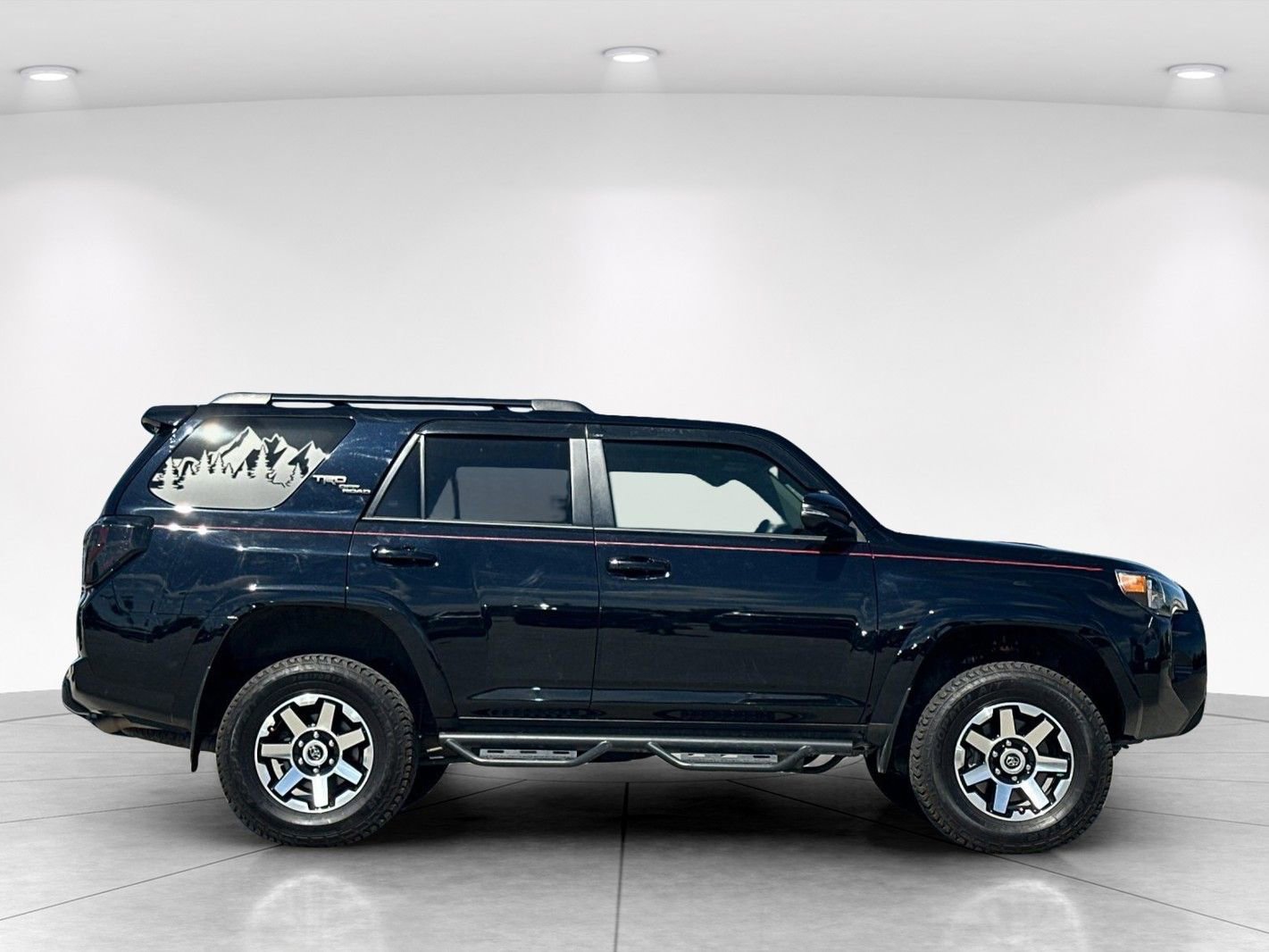 Used 2024 Toyota 4Runner TRD Off-Road Premium w/ Off Road Premium Plus Package AWD/4WD image 7
