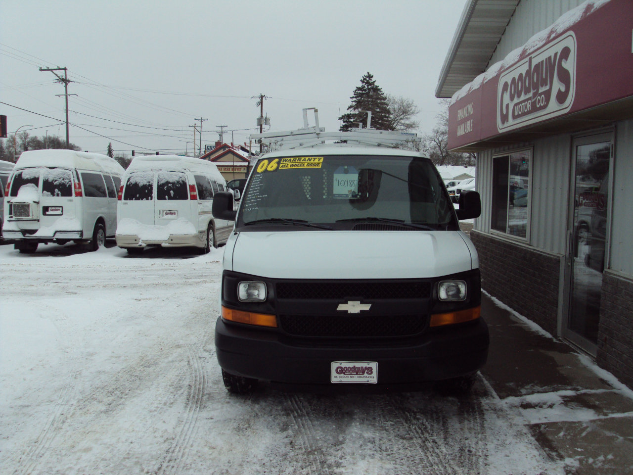Used 2006 Chevrolet Express 1500 AWD image 3