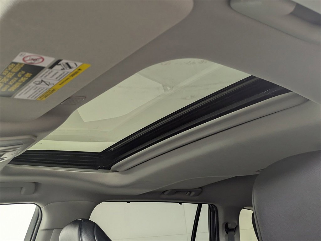 Used 2023 Toyota Highlander XLE image 24