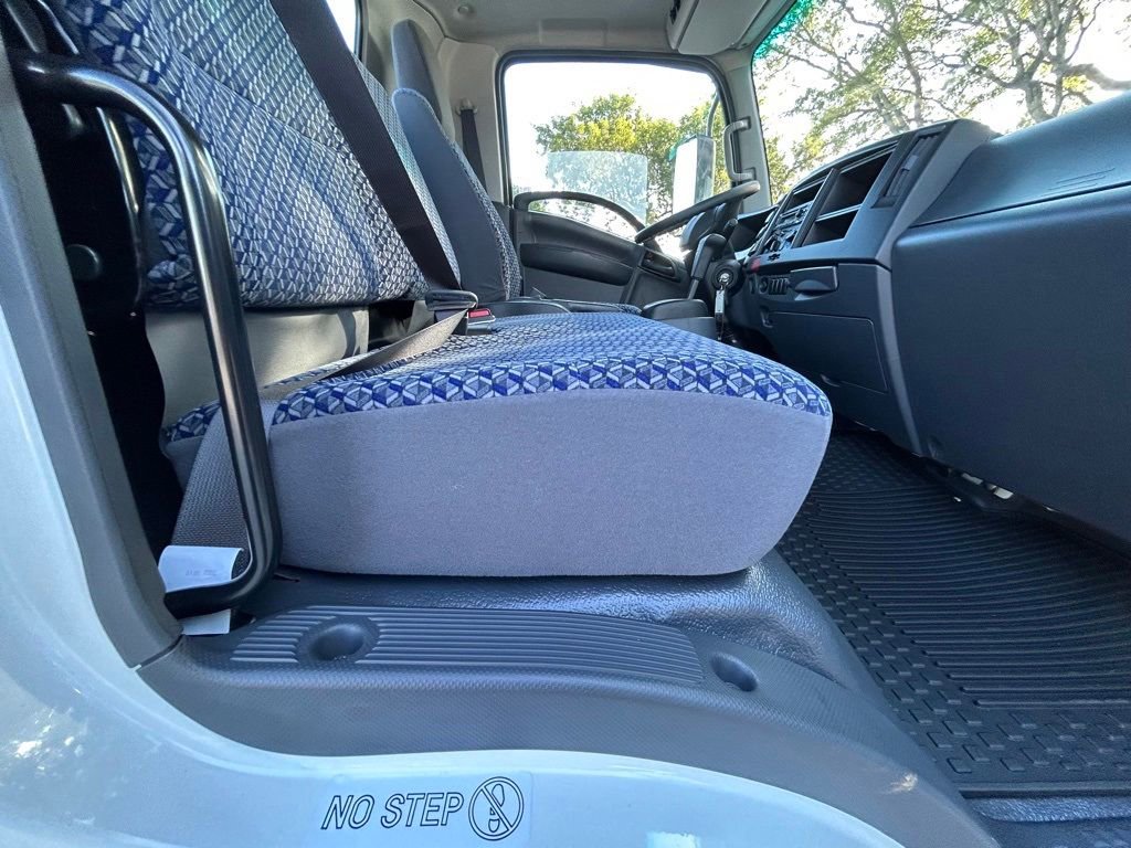 New 2024 Chevrolet Low Cab Forward image 21