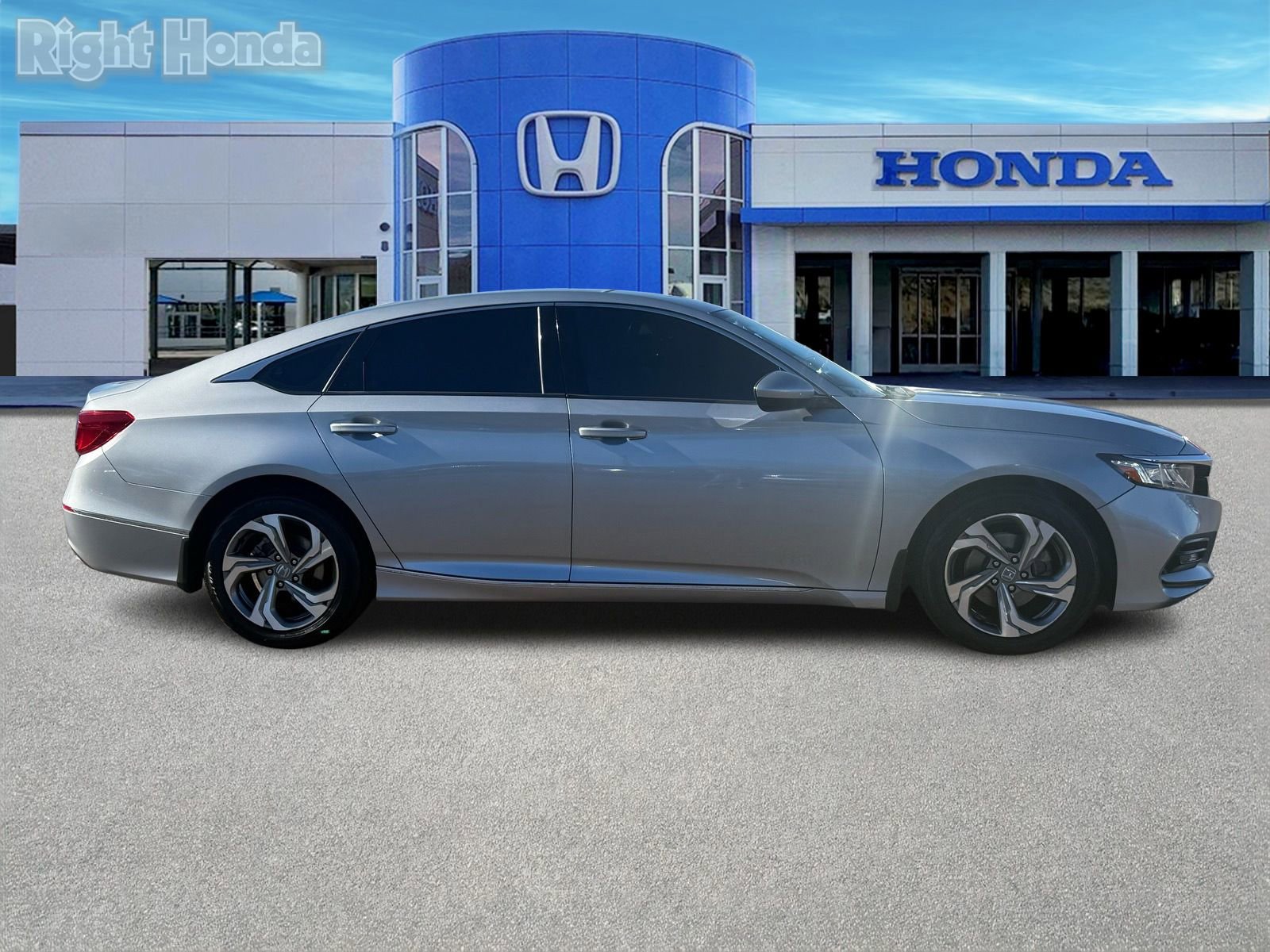 Used 2019 Honda Accord EX image 8