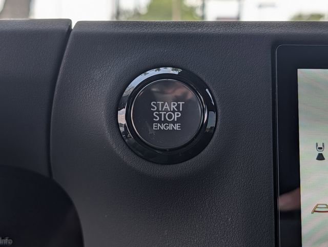 Used 2024 Lexus GX 550 w/ Accessory Package (2T) image 22