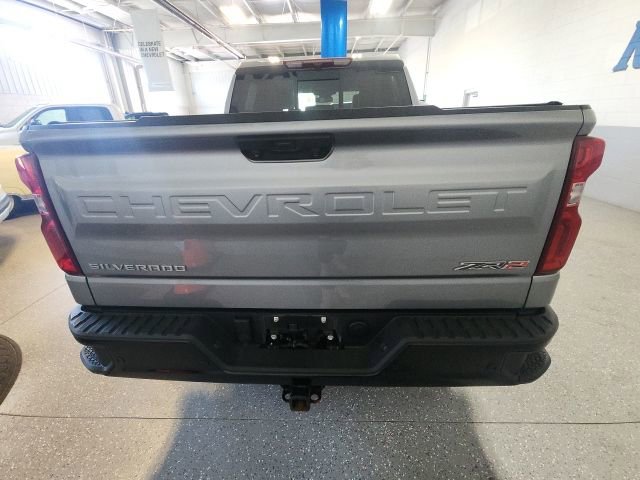 Used 2023 Chevrolet Silverado 1500 ZR2 AWD/4WD image 4