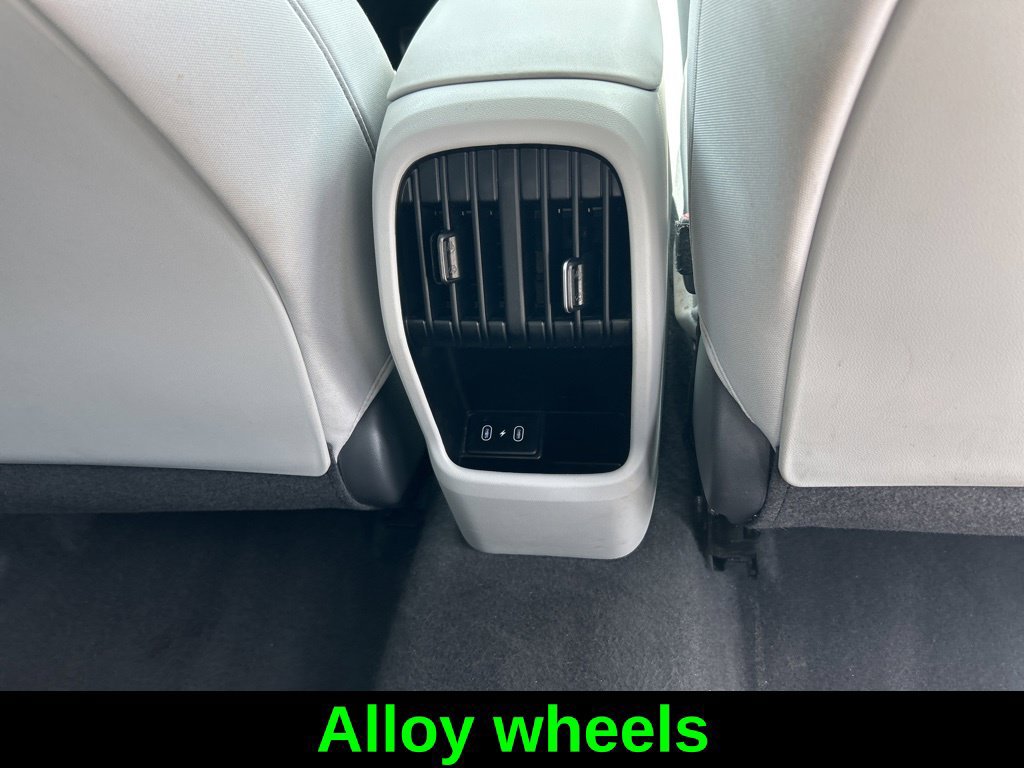 Used 2024 Hyundai Kona SEL AWD/4WD image 28