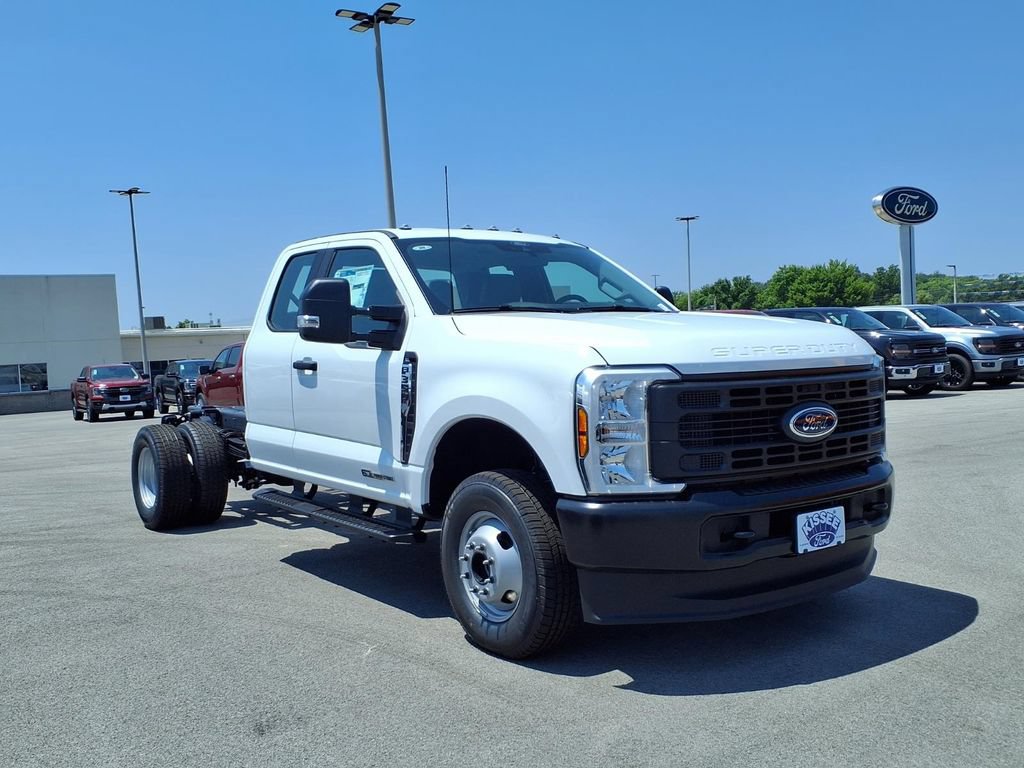 New 2026 Ford F350 XL AWD/4WD image 1