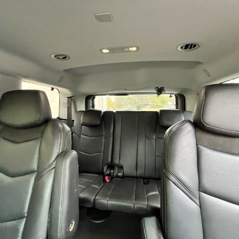 Used 2018 Cadillac Escalade Luxury image 13