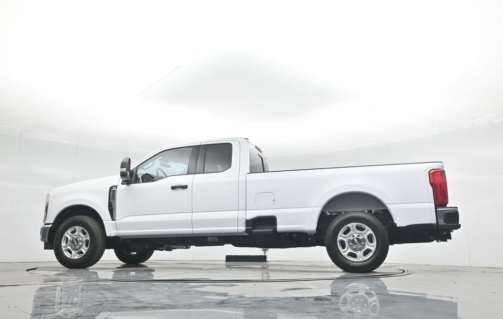 New 2026 Ford F350 XLT image 51