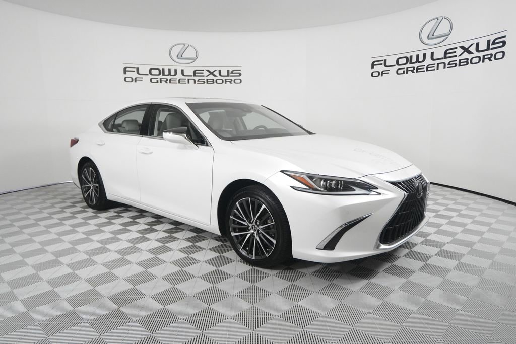 Certified 2025 Lexus ES 350 w/ Premium Package image 3