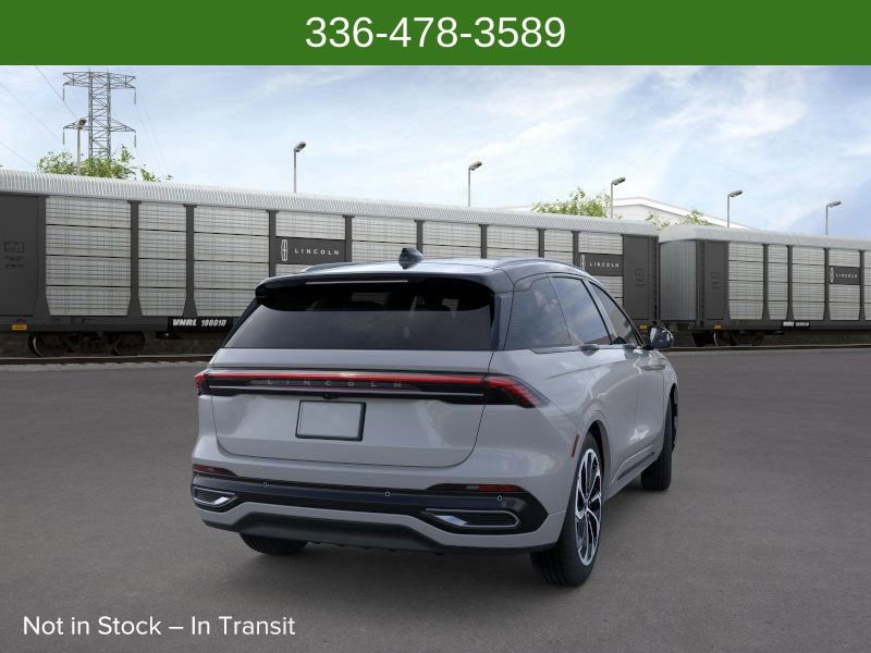 New 2026 Lincoln Nautilus Reserve image 8