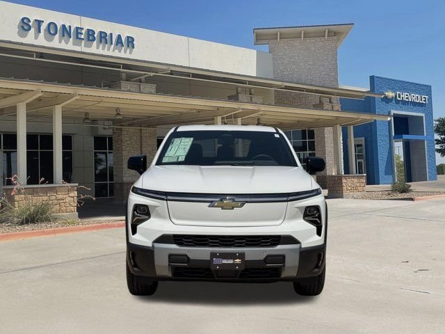 New 2026 Chevrolet Silverado EV LT w/ Plus Package AWD/4WD image 8