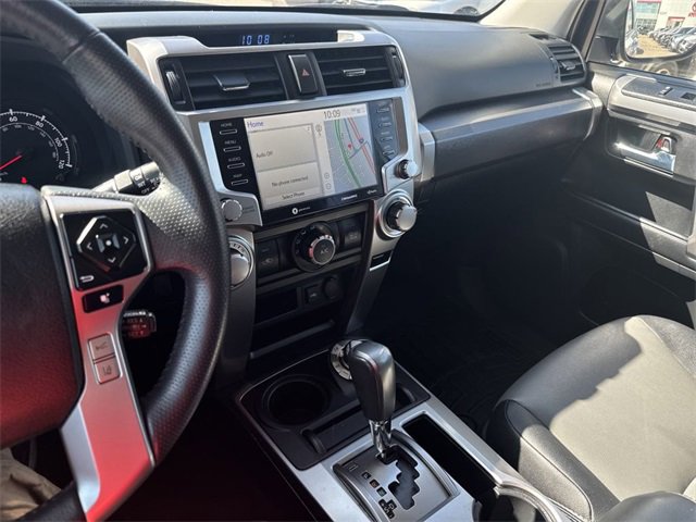 Used 2022 Toyota 4Runner SR5 Premium image 22