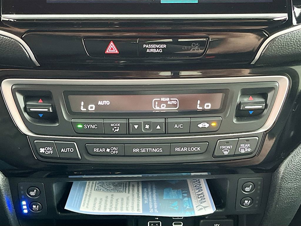 Used 2025 Honda Ridgeline Black Edition image 16
