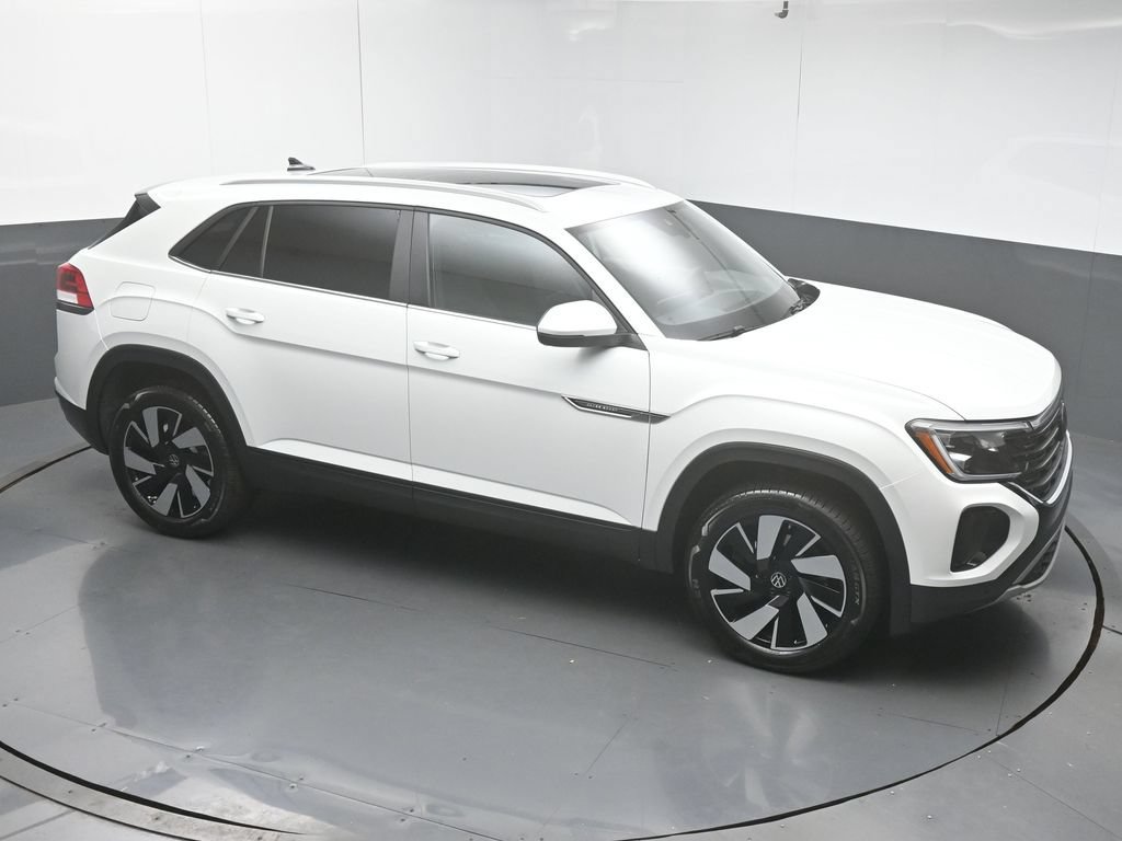 New 2026 Volkswagen Atlas Cross Sport SE FWD image 43