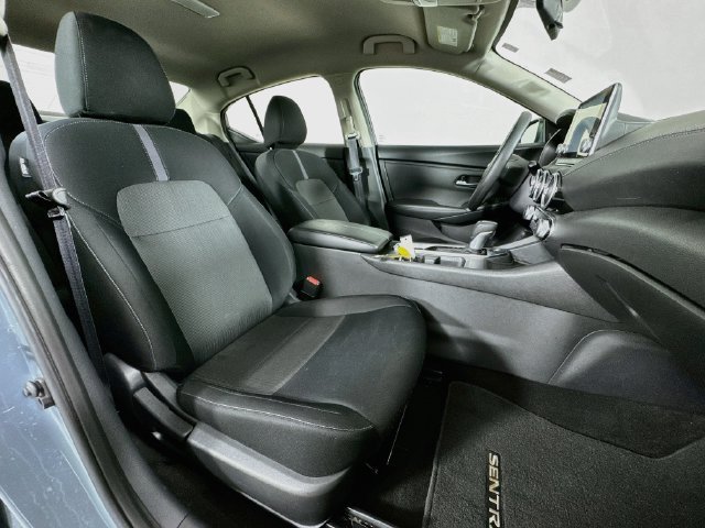 Used 2024 Nissan Sentra SV FWD image 26