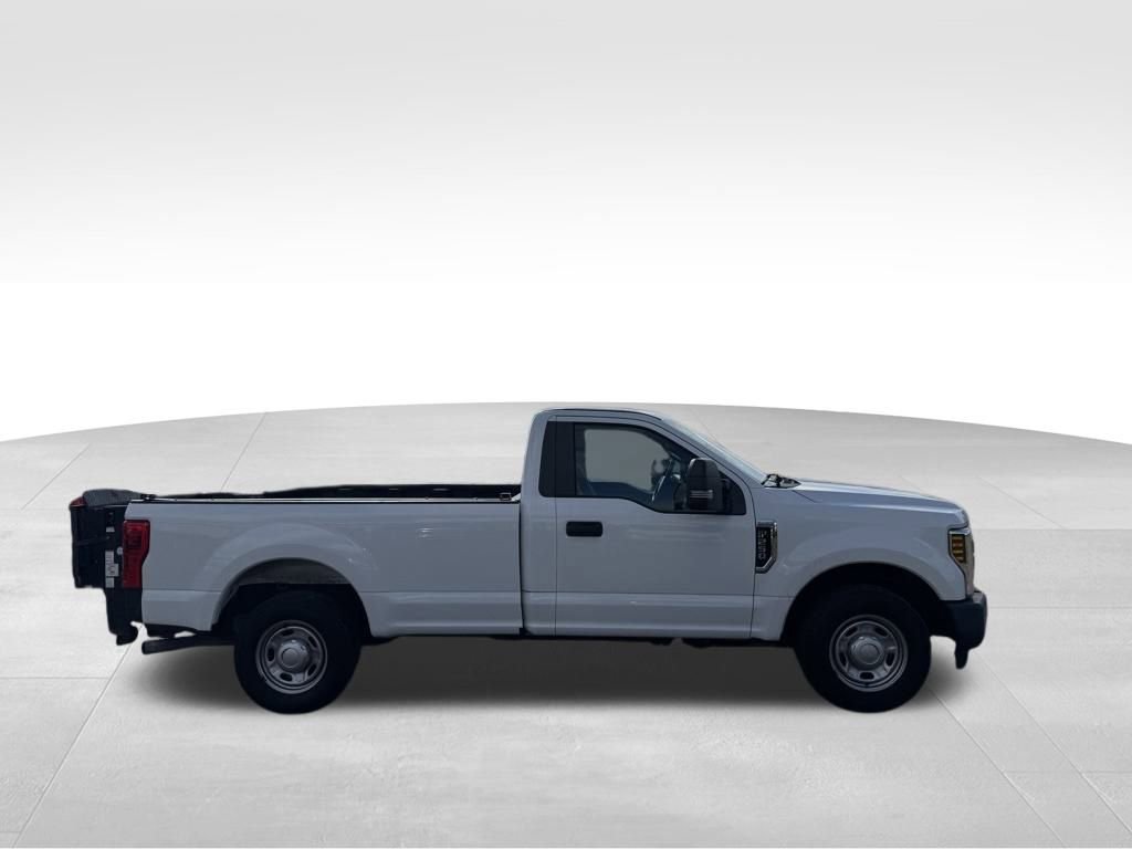 Used 2018 Ford F250 XL w/ Power Equipment Group image 10