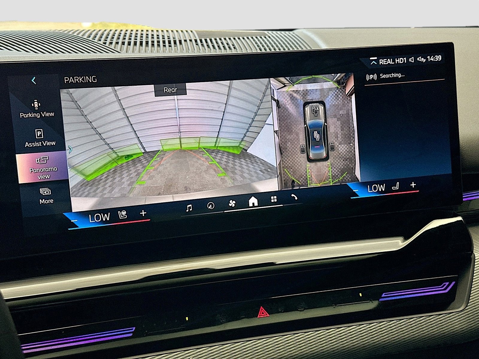 Used 2024 BMW 530i w/ M Sport Package image 10