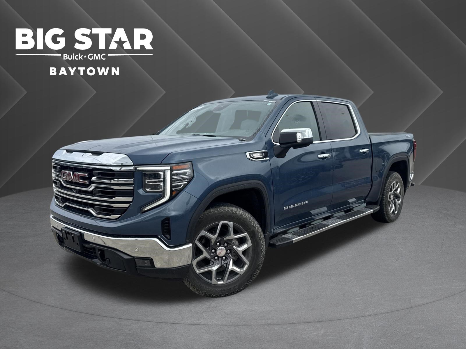 Used 2024 GMC Sierra 1500 SLT w/ SLT Premium Plus Package AWD/4WD image 1