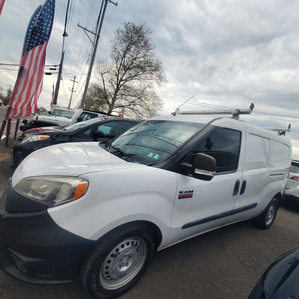 Used 2017 RAM ProMaster City Tradesman w/ Rear Back-up Camera Group FWD image 2